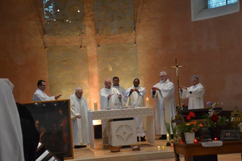 2016_27_20160527_1163460894